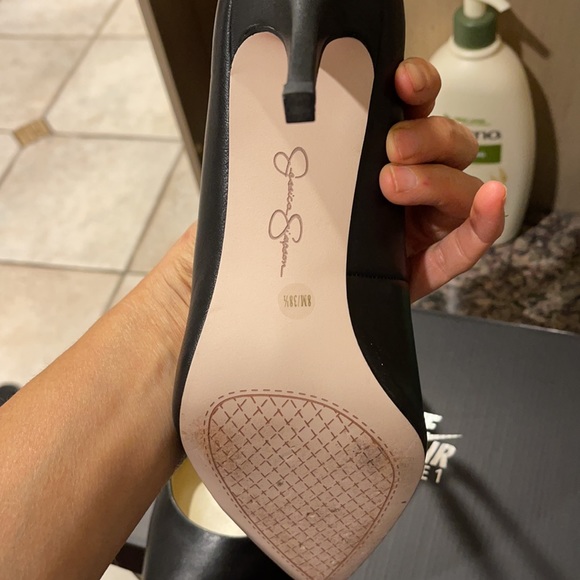 Jessica Simpson black heels - Picture 6 of 7